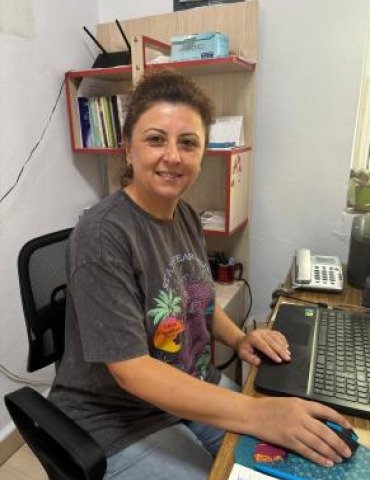 EBE AYŞEGÜL KARATOSUN